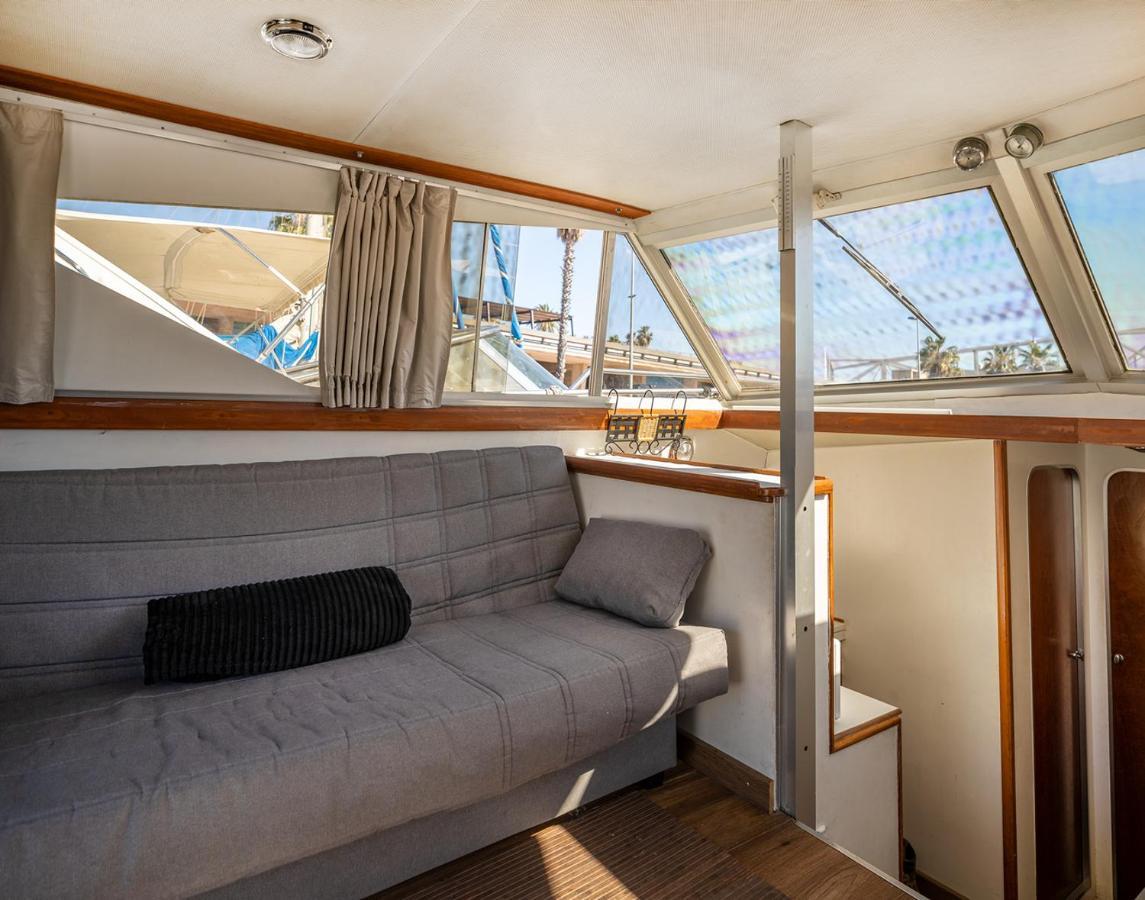 Hotel Spacious And Charming Boat In Port Forum San Adrián de Besós Zewnętrze zdjęcie