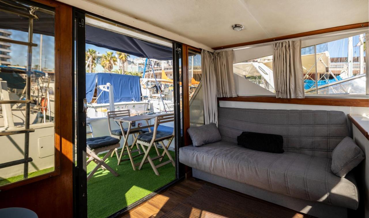 Hotel Spacious And Charming Boat In Port Forum San Adrián de Besós Zewnętrze zdjęcie